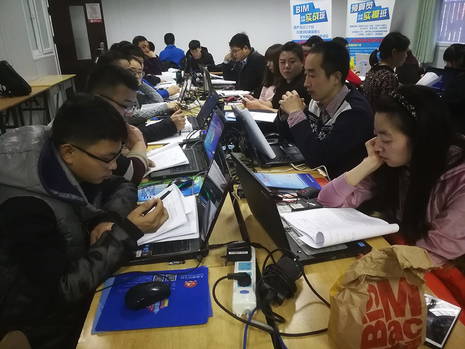 1515470877458554.jpg 微信图片_20171225154452.jpg